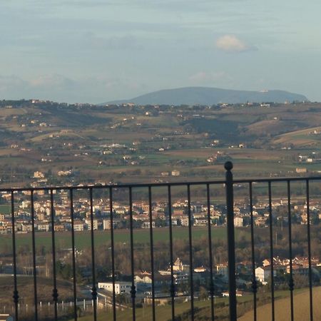 Hotel La Rosa Dei Venti Monte San Giusto Kamer foto