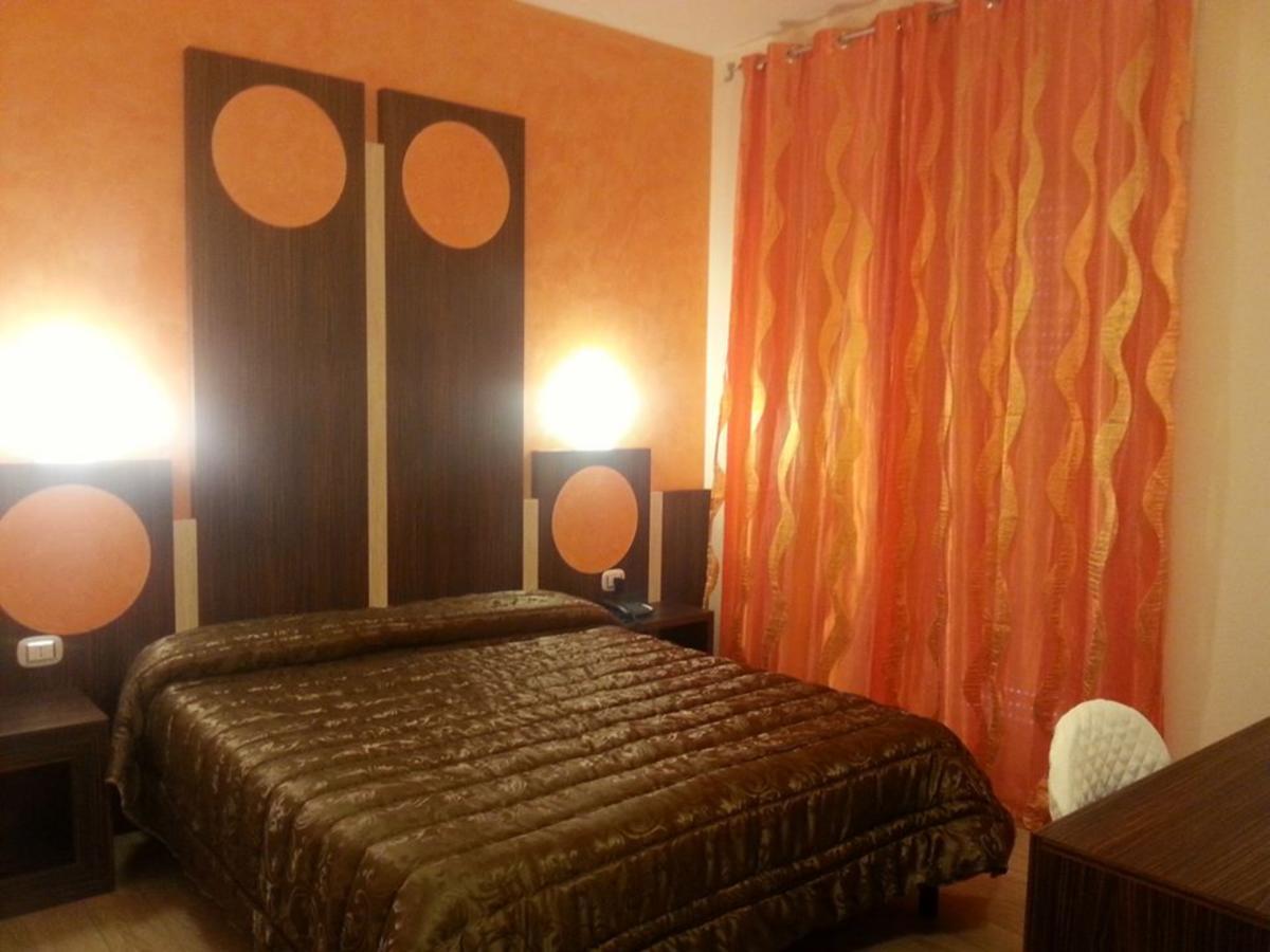 Hotel La Rosa Dei Venti Monte San Giusto Buitenkant foto